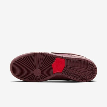 TÊNIS NIKE SB DUNK LOW PRM CITY OF LOVE