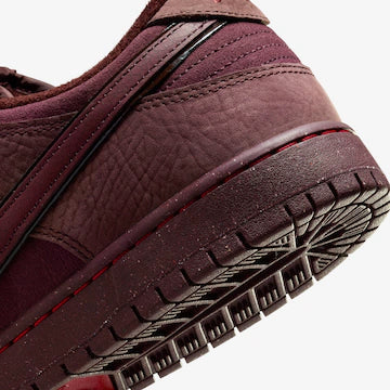 TÊNIS NIKE SB DUNK LOW PRM CITY OF LOVE