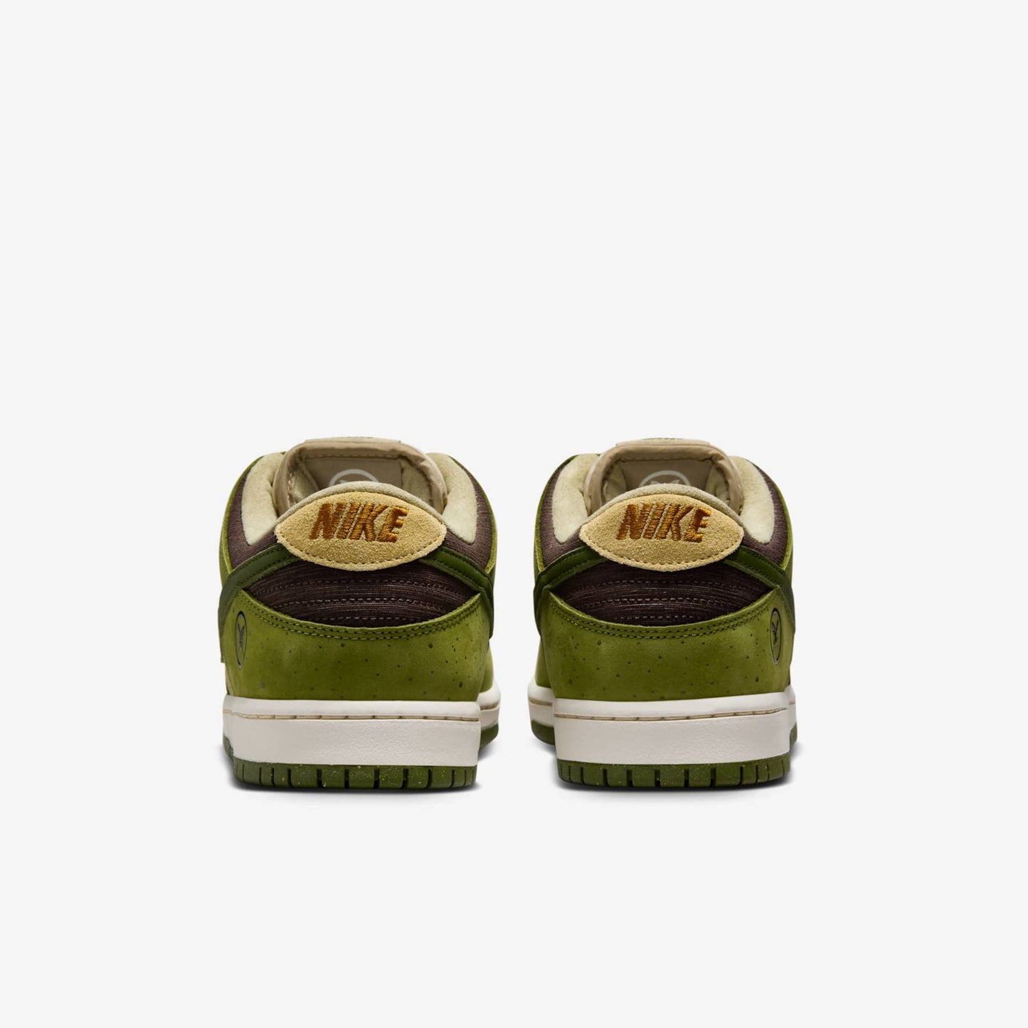 TÊNIS NIKE SB DUNK LOW PRO QS YUTO HORIGOME