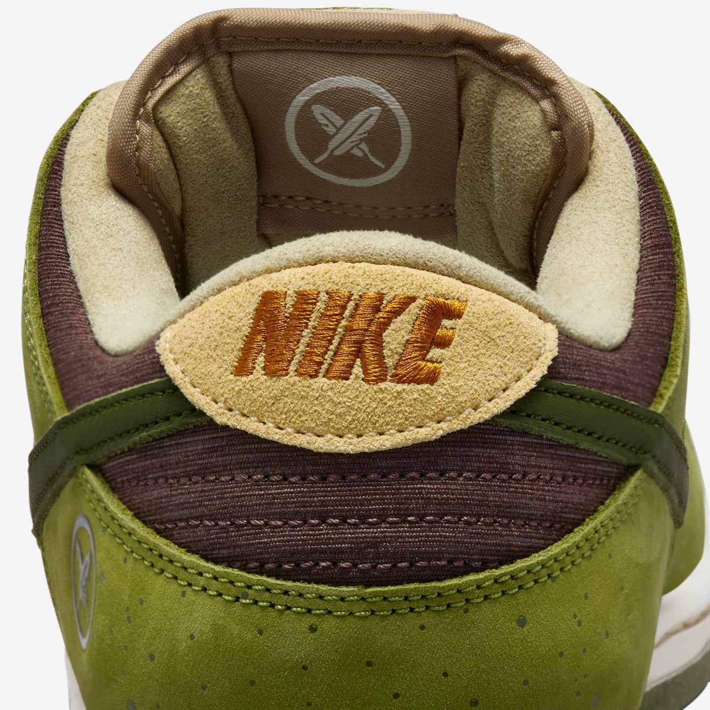TÊNIS NIKE SB DUNK LOW PRO QS YUTO HORIGOME