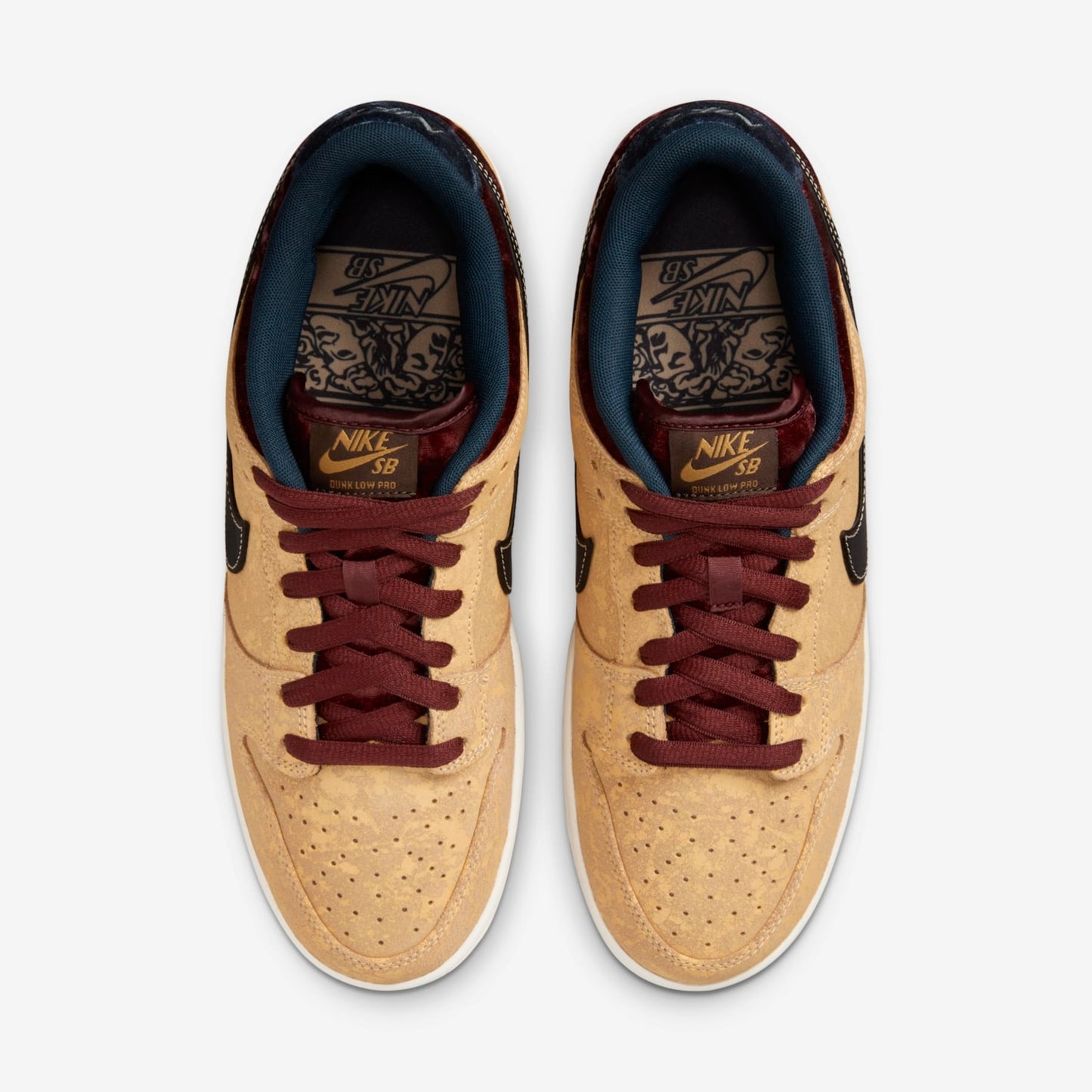 TÊNIS NIKE SB DUNK LOW PRO CELESTIAL GOLD AND DARK TEAM RED