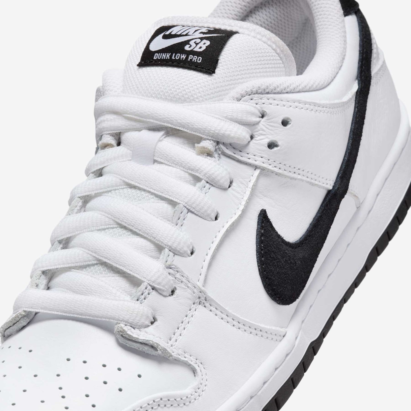 TÊNIS NIKE SB DUNK LOW PRO WHITE/BLACK