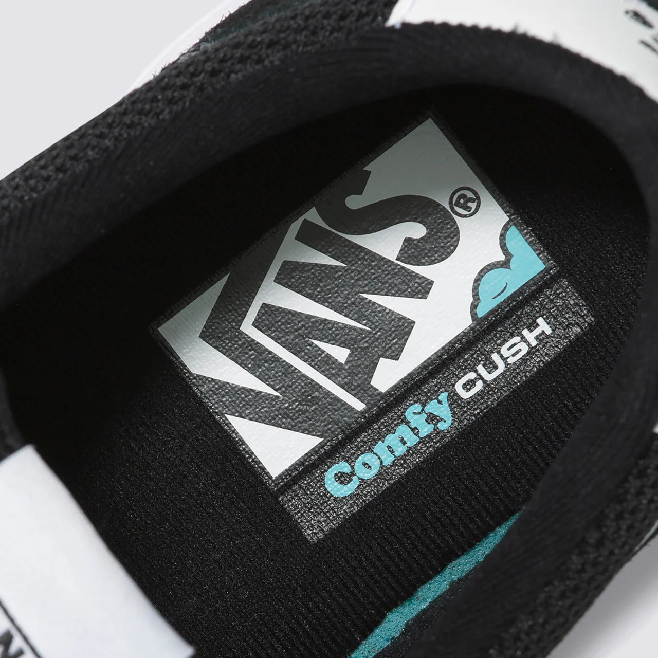 TÊNIS VANS CRUZE TOO CC BLACK/WHITE