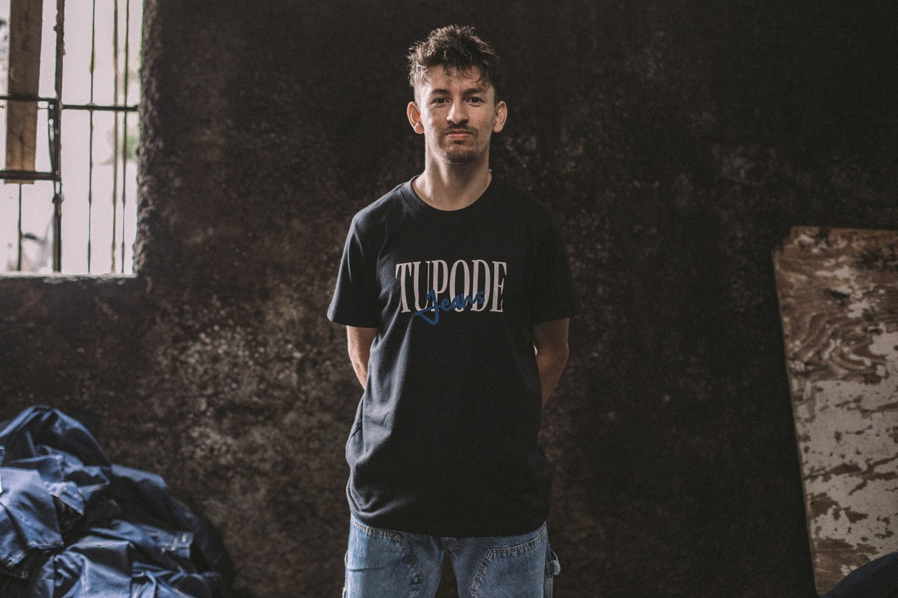 CAMISETA TUPODE JEANS PRETO