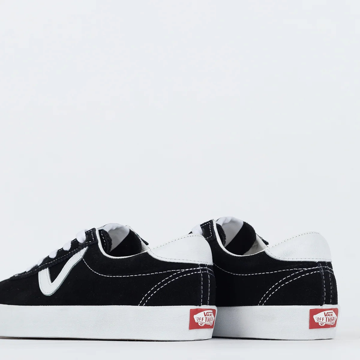 TÊNIS VANS SPORT LOW BLACK/WHITE