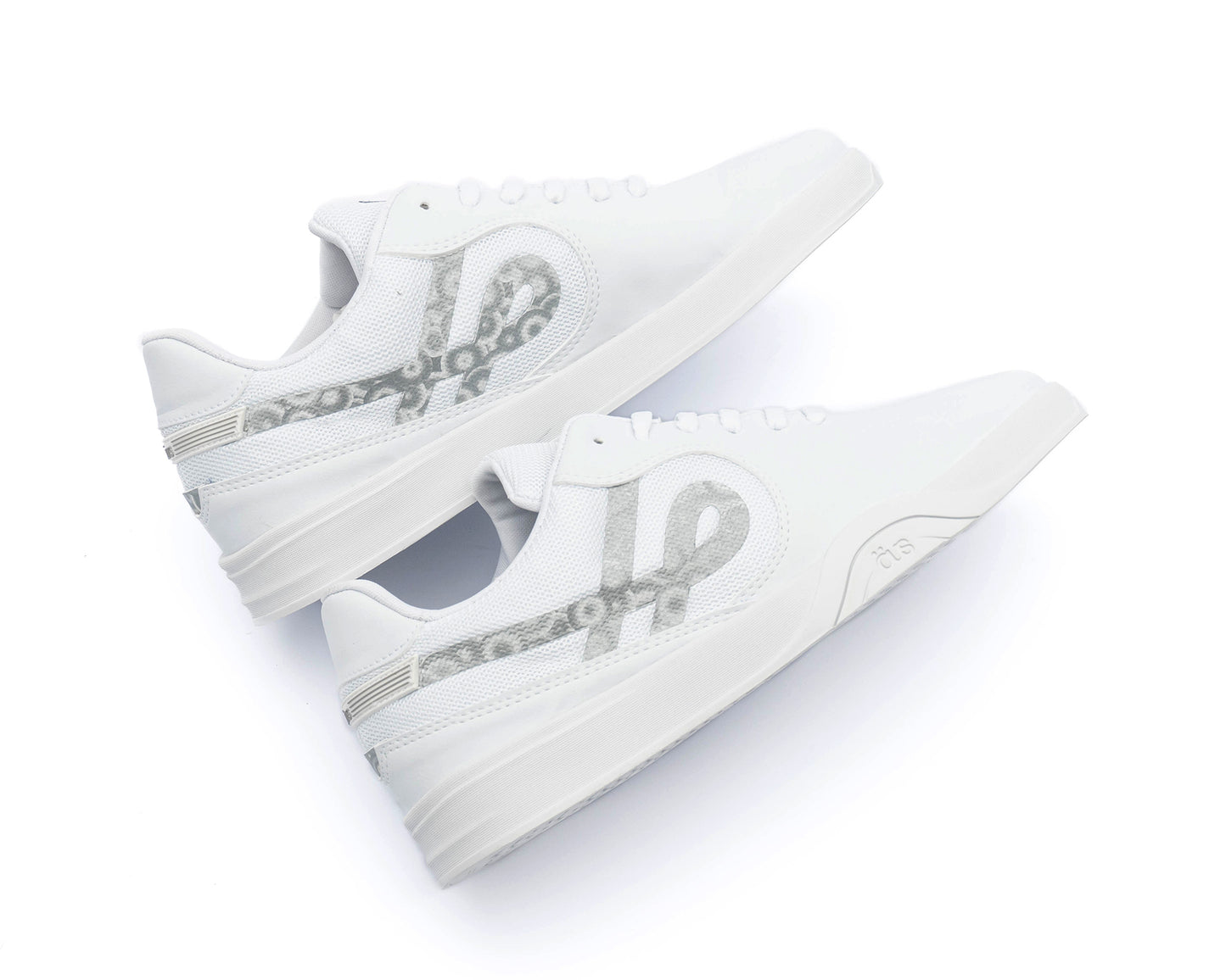 TÊNIS ÖUS IMIGRANTE BCO MOVIMENTO