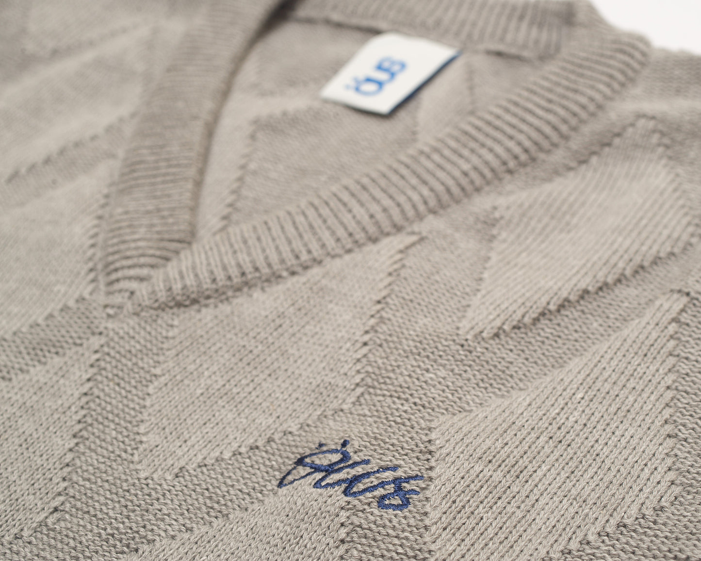 COLETE ÖUS TRICO CINZA