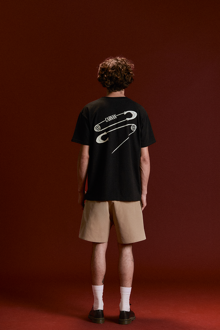 CAMISETA CARNAN SAFETY PIN CLASSIC BLACK