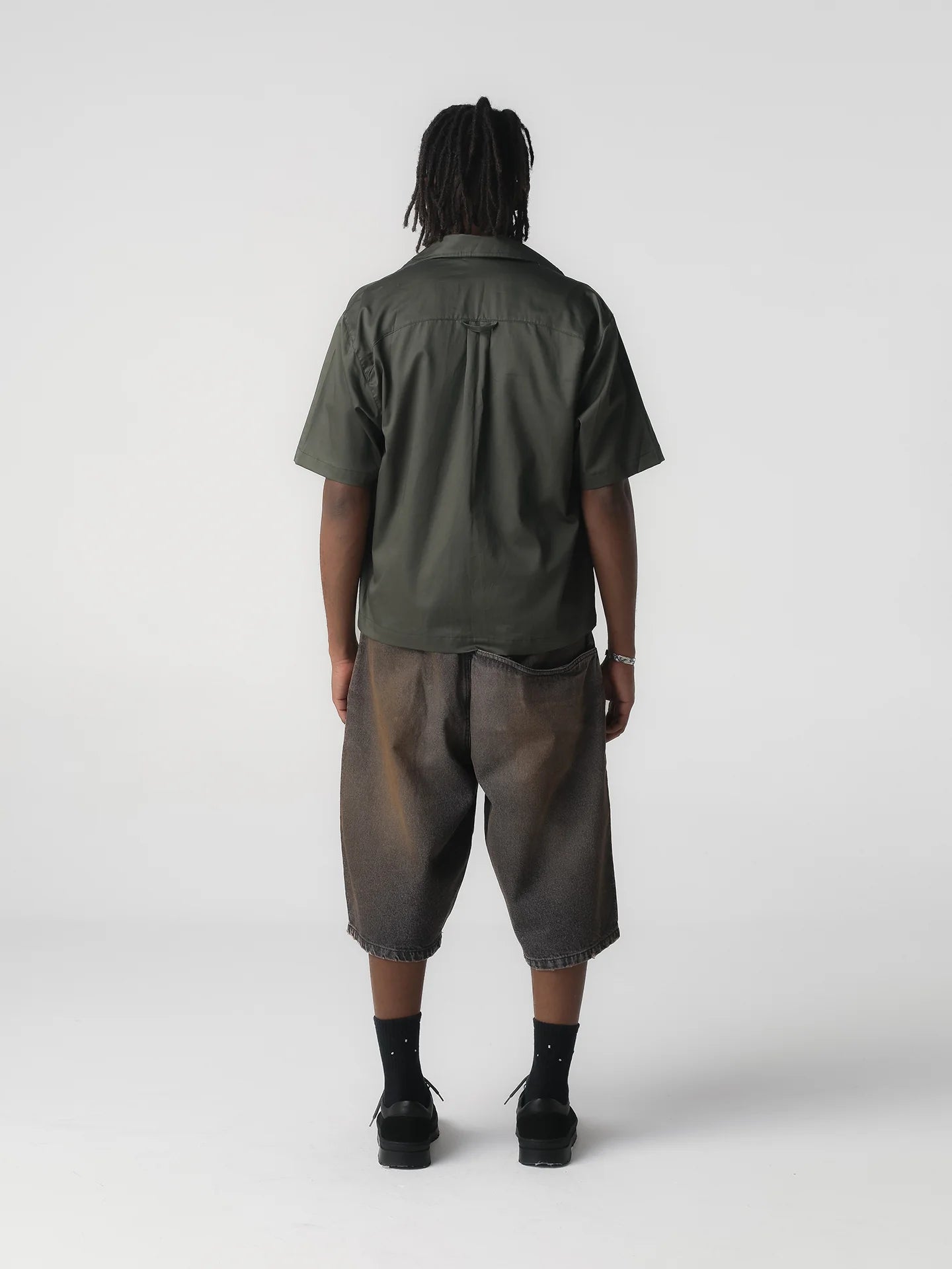 CAMISA ELO EM COMUM BOTÃO "SHARP" VERDE