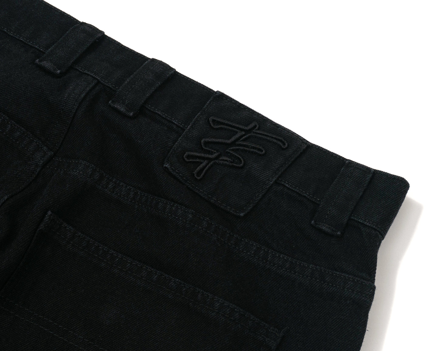 CALÇA TROPICALIENTS JEANS TOTAL BLACK 2