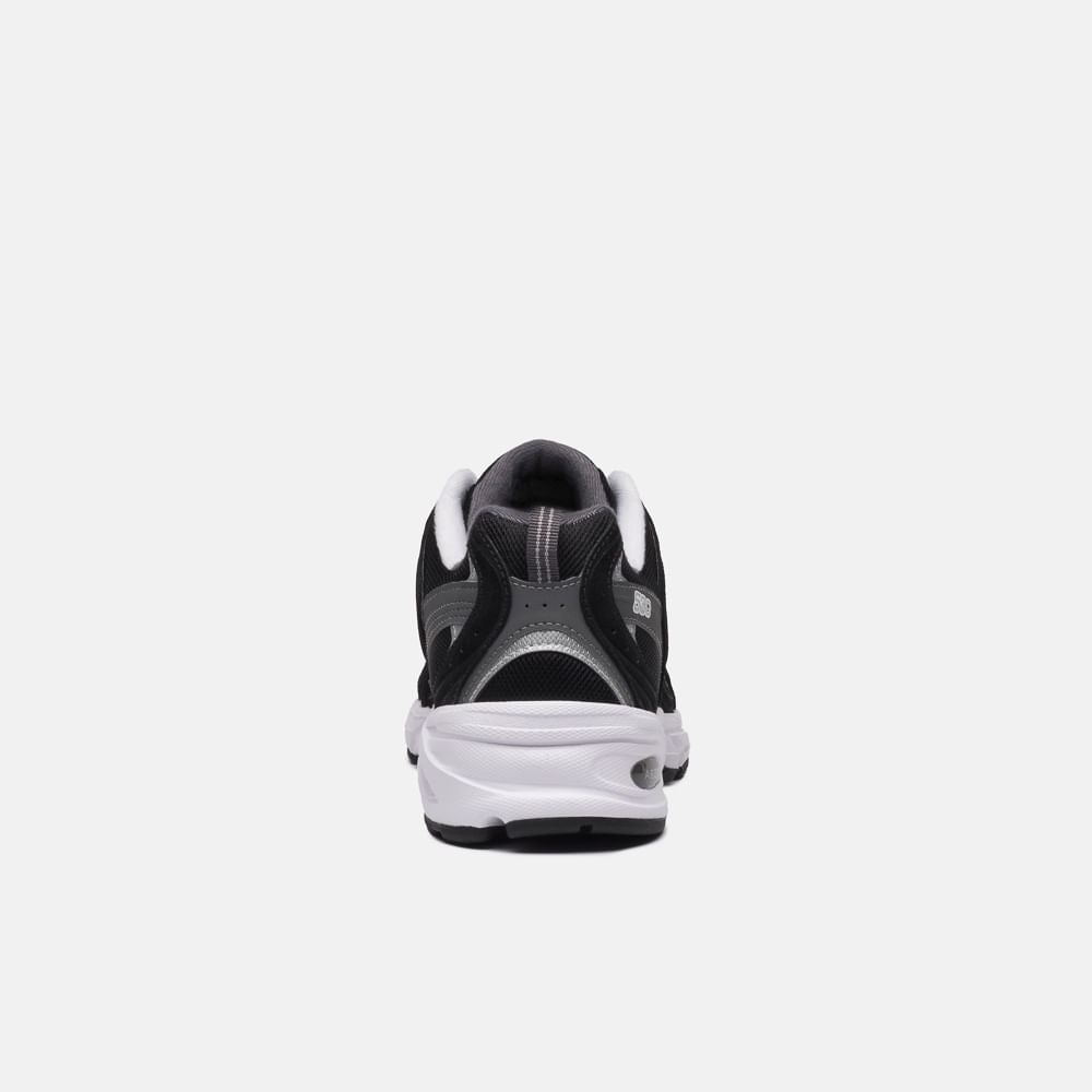 TÊNIS NEW BALANCE 530 PRETO / BRANCO