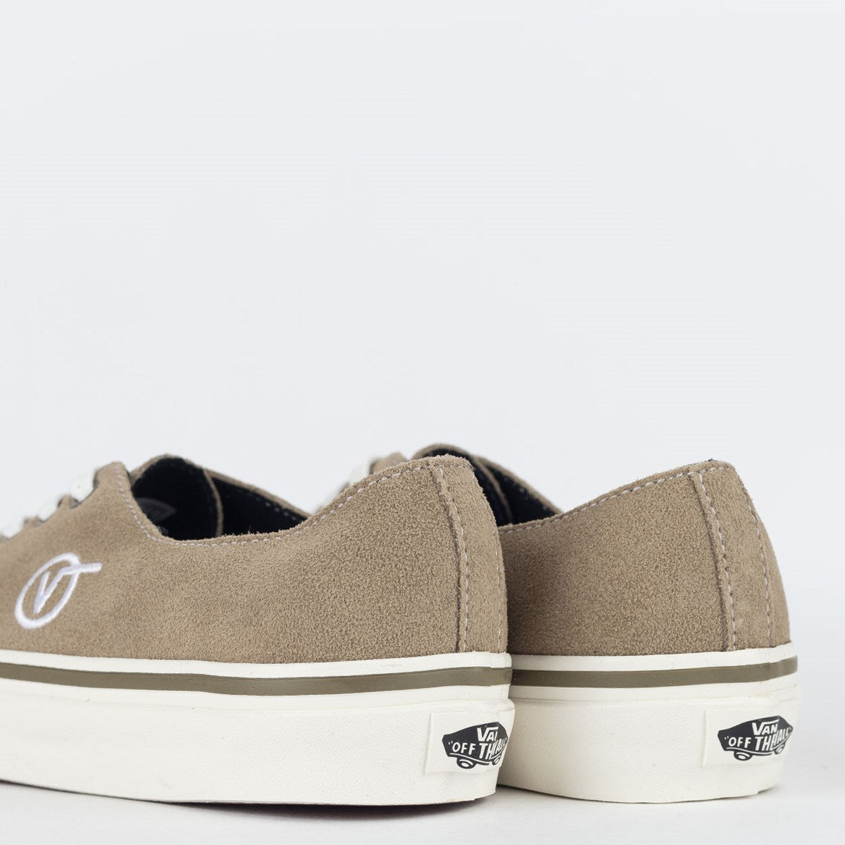 TÊNIS VANS AUTHENTIC ANAHEIM FACTORY OG SUEDE BIRCH