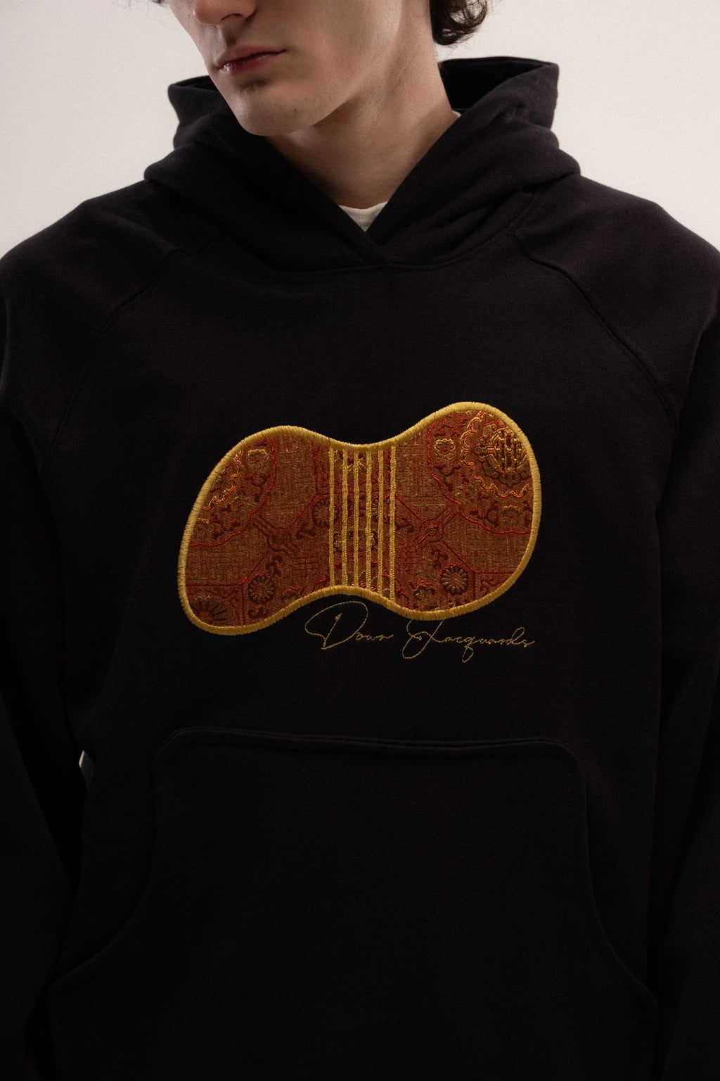 MOLETOM DOWN RAGLAN NHOQUE BLACK