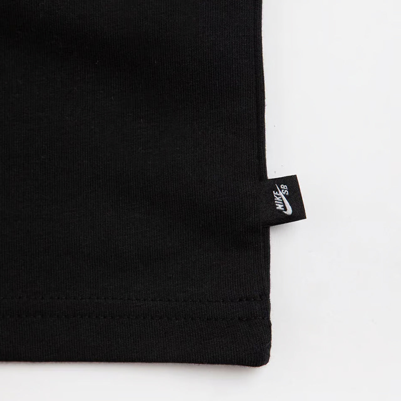 CAMISETA NIKE SB DUNKTEAM BLACK