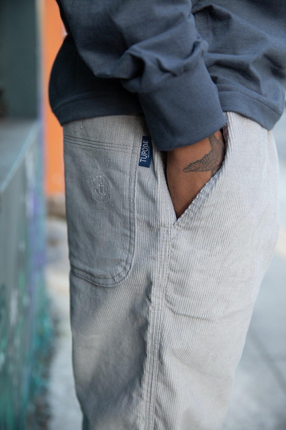 CALCA TUPODE LEISURE WORK VELUDO CINZA