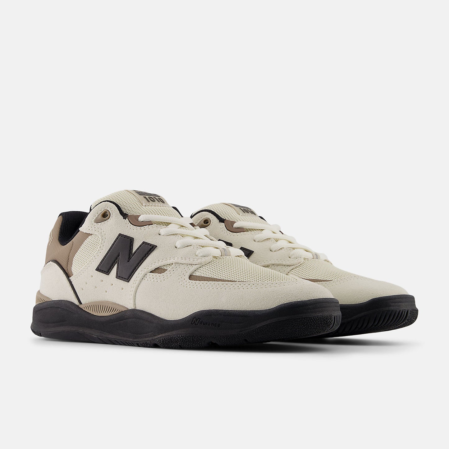 TÊNIS NEW BALANCE NUMERIC TIAGO LEMOS 1010 BEGE
