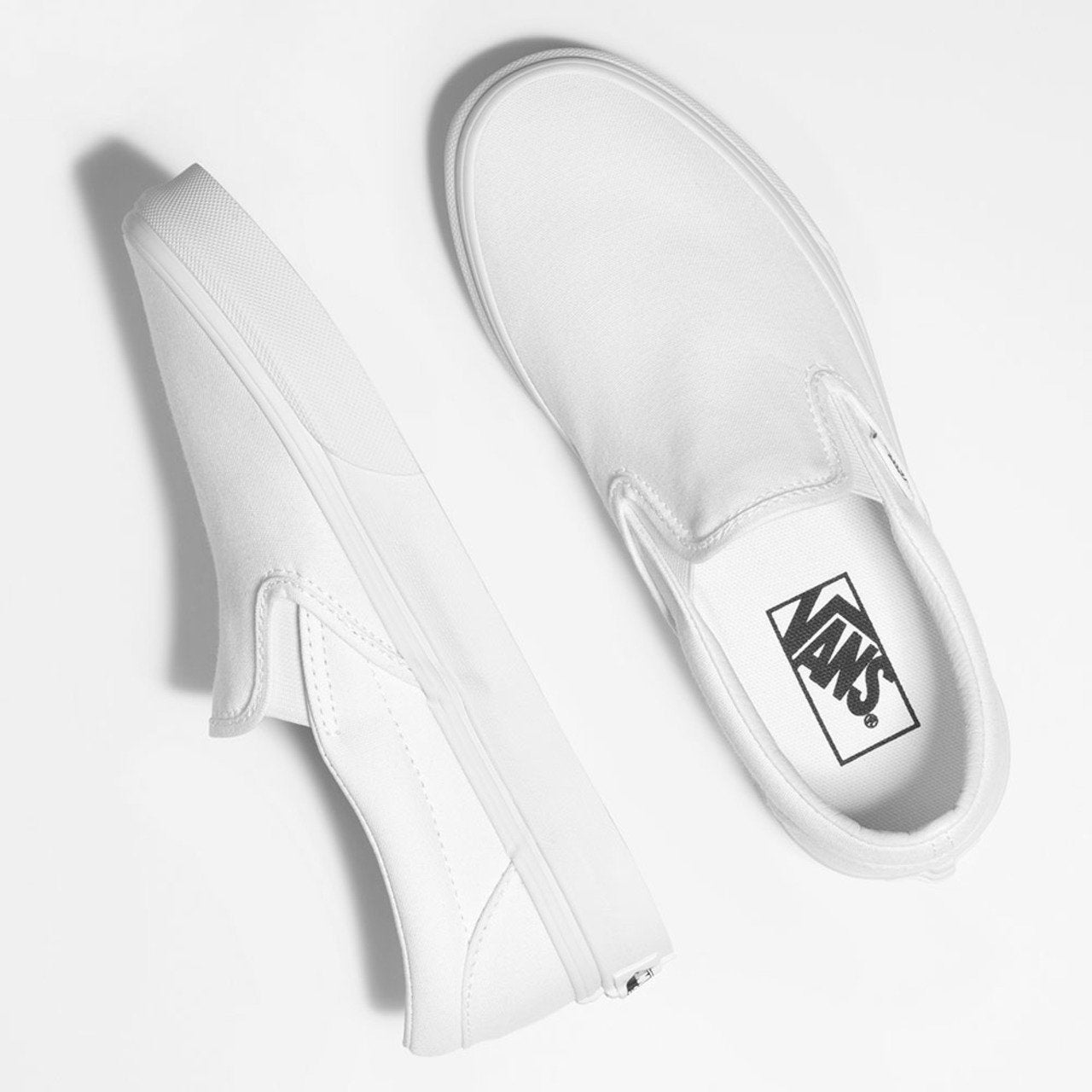 TÊNIS VANS CLASSIC SLIP-ON TRUE WHITE