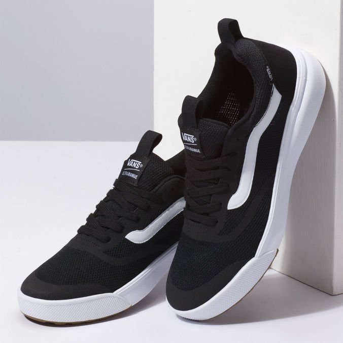 TÊNIS VANS  ULTRARANGE RAPIDWELD BLACK/WHITE