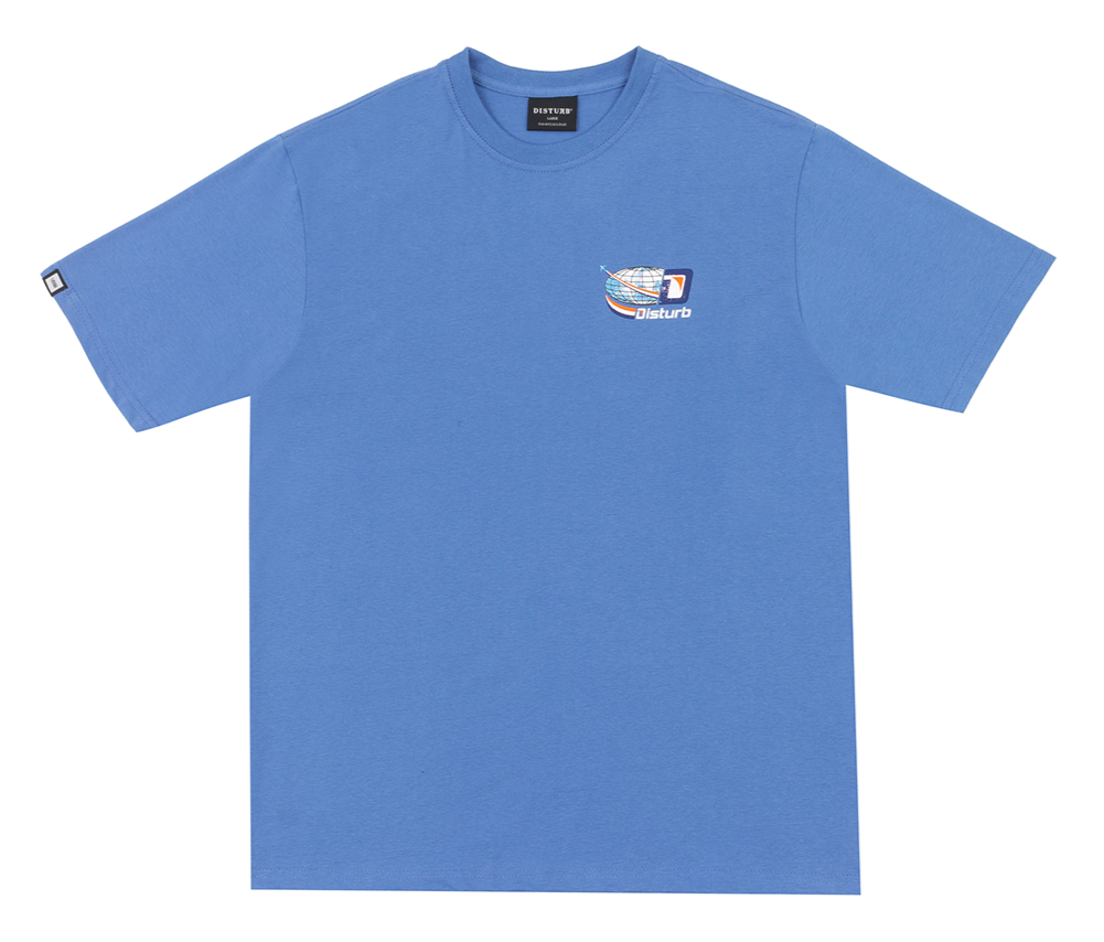 CAMISETA DISTURB TRAVEL STAMP BLUE