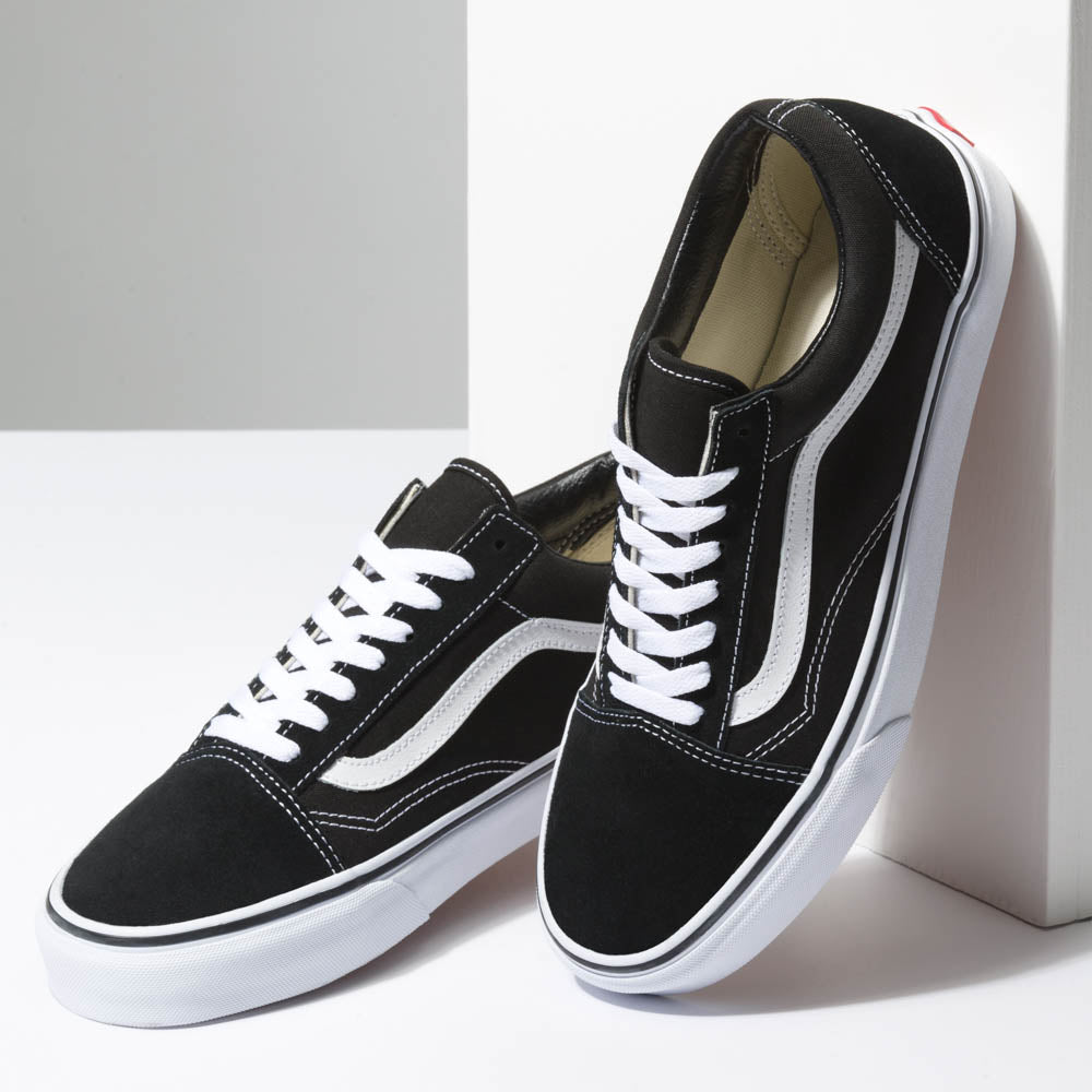 TÊNIS VANS OLD SKOOL BLACK/WHITE