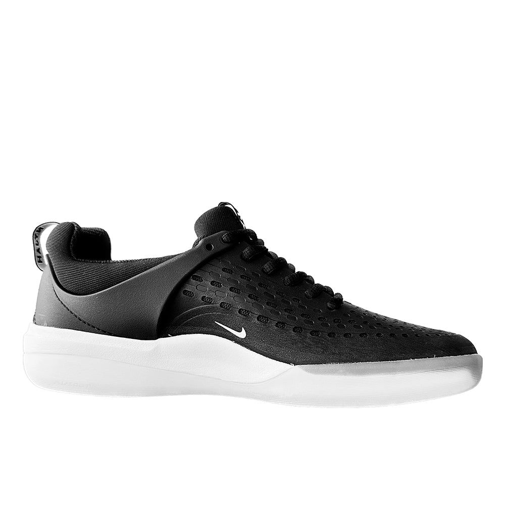 TÊNIS NIKE SB NYJAH 3 BLACK/WHITE