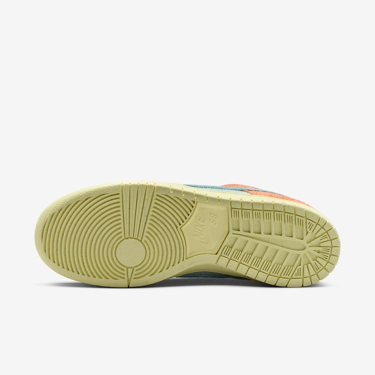 TÊNIS NIKE SB DUNK LOW PRO ORANGE EMERALD RISE
