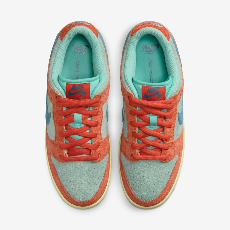 TÊNIS NIKE SB DUNK LOW PRO ORANGE EMERALD RISE