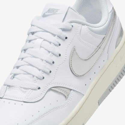 TÊNIS NIKE GAMMA FORCE WHITE/METALLIC SILVER