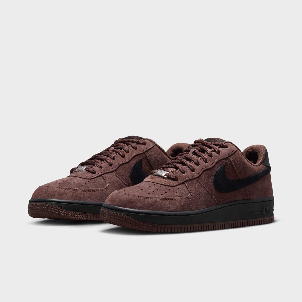 TÊNIS NIKE SB AIR FORCE 1 LOW CHOCOLATE