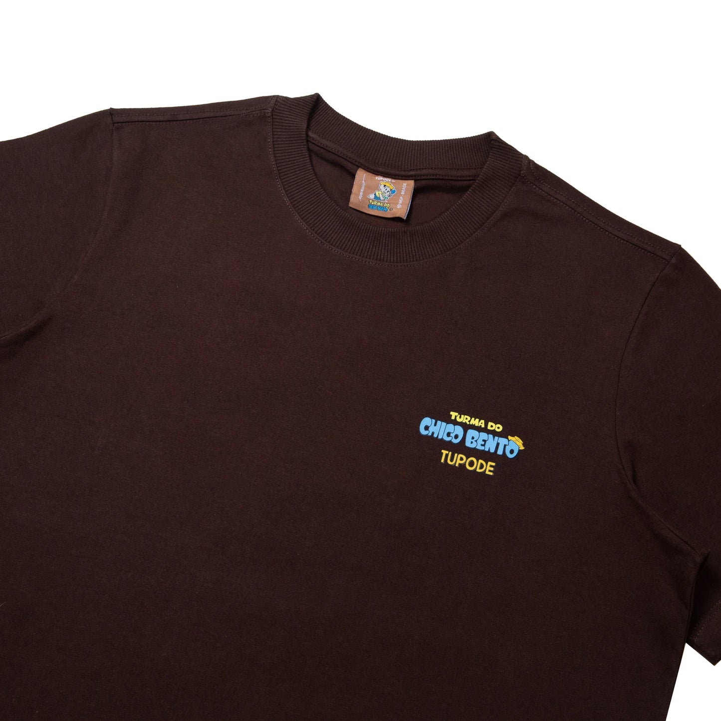 CAMISETA TUPODE CHICO BENTO ERVA MARROM