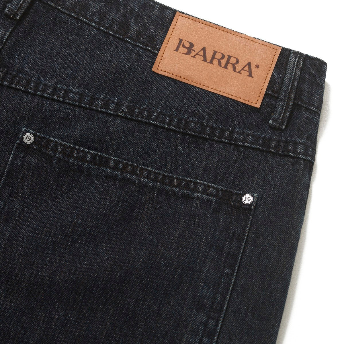 BERMUDA JEANS BARRA RAIZES PRETA