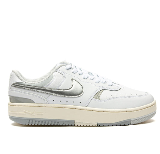 TÊNIS NIKE GAMMA FORCE WHITE/METALLIC SILVER