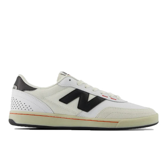 TÊNIS NB NUMERIC 440 V2 BCO/PTO