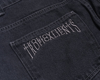 CALÇA TROPICALIENTS JEANS TOTAL BLACK