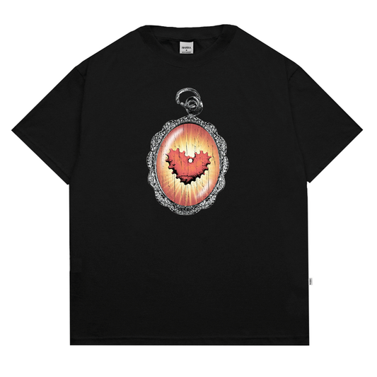 CAMISETA BARRA CREW MEDALHAS PRETA