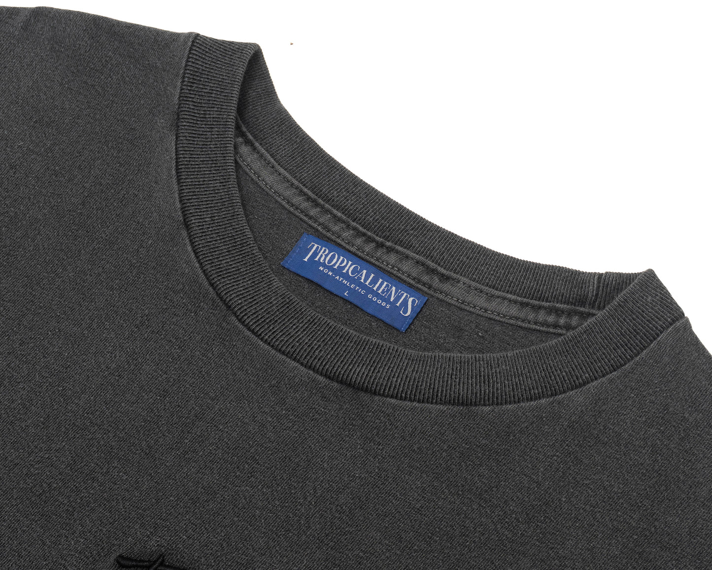 CAMISETA TROPICALIENTS SUPER MINIMAL PRETO ESTONADO