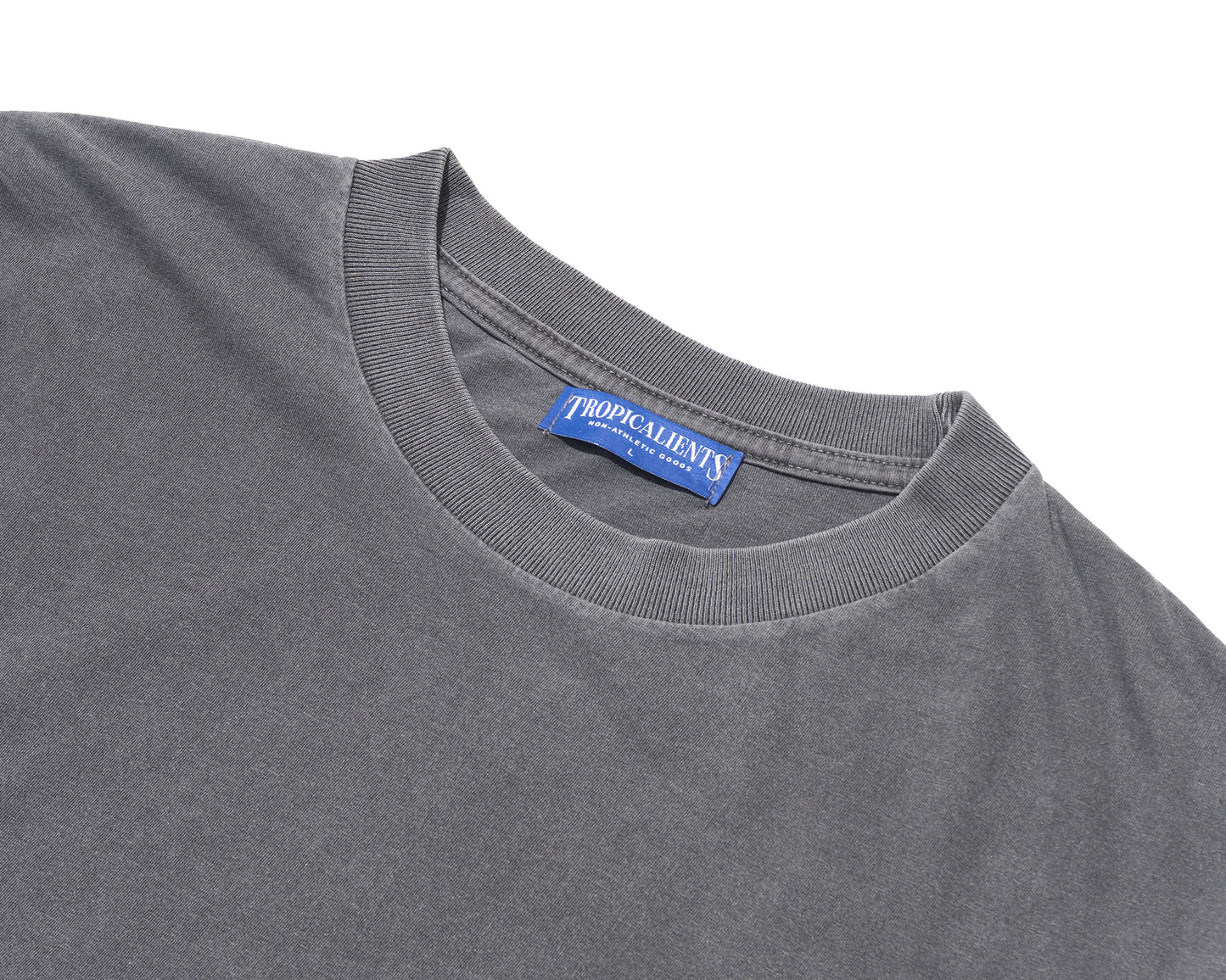 CAMISETA TROPICALIENTS SUPER WIDE PRETO ESTONADO