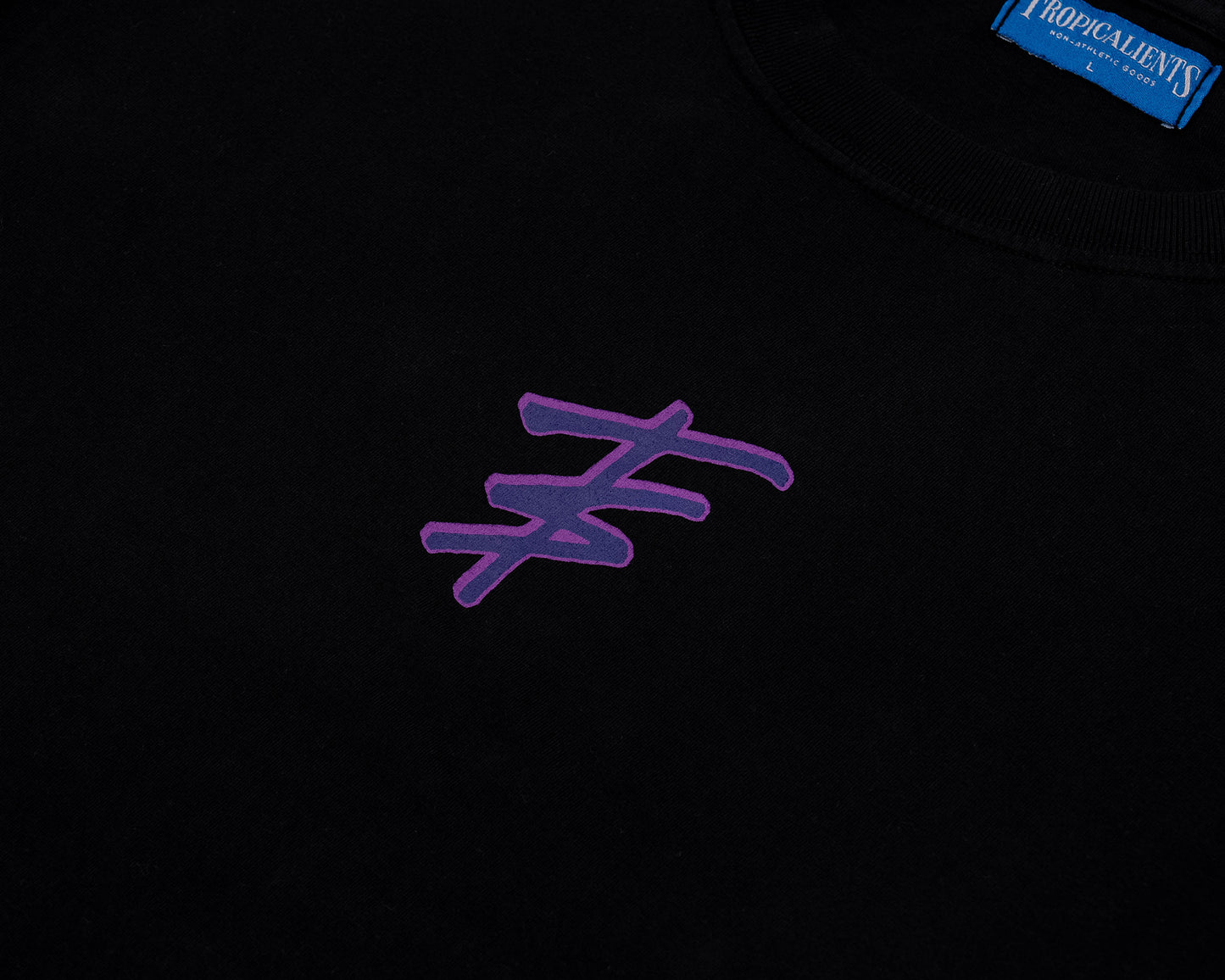 CAMISETA TROPICALIENTS TS LOGO PRETA