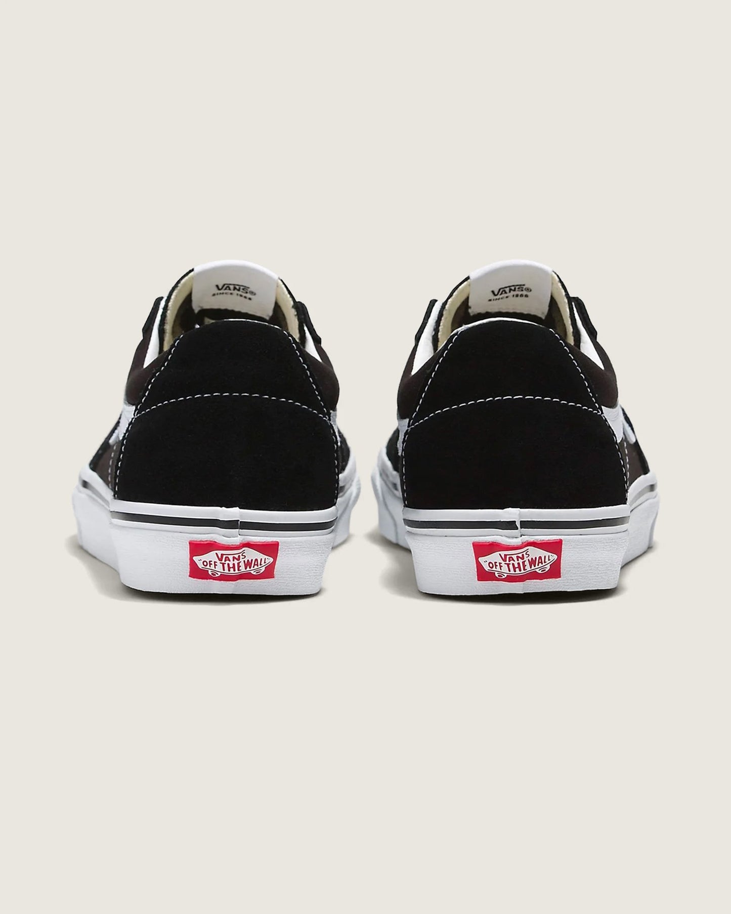 TÊNIS VANS SK8-LOW BLACK/TRUE WHITE