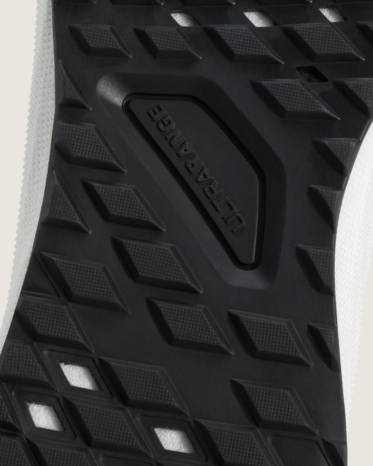TÊNIS VANS ULTRARANGE NEO 2.0 BLACK/WHITE