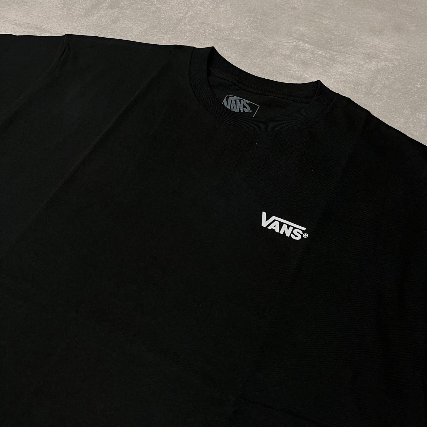 CAMISETA VANS NEW LEFT CHEST BLACK