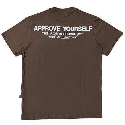 CAMISETA APPROVE BOLD TIMELESS MARROM