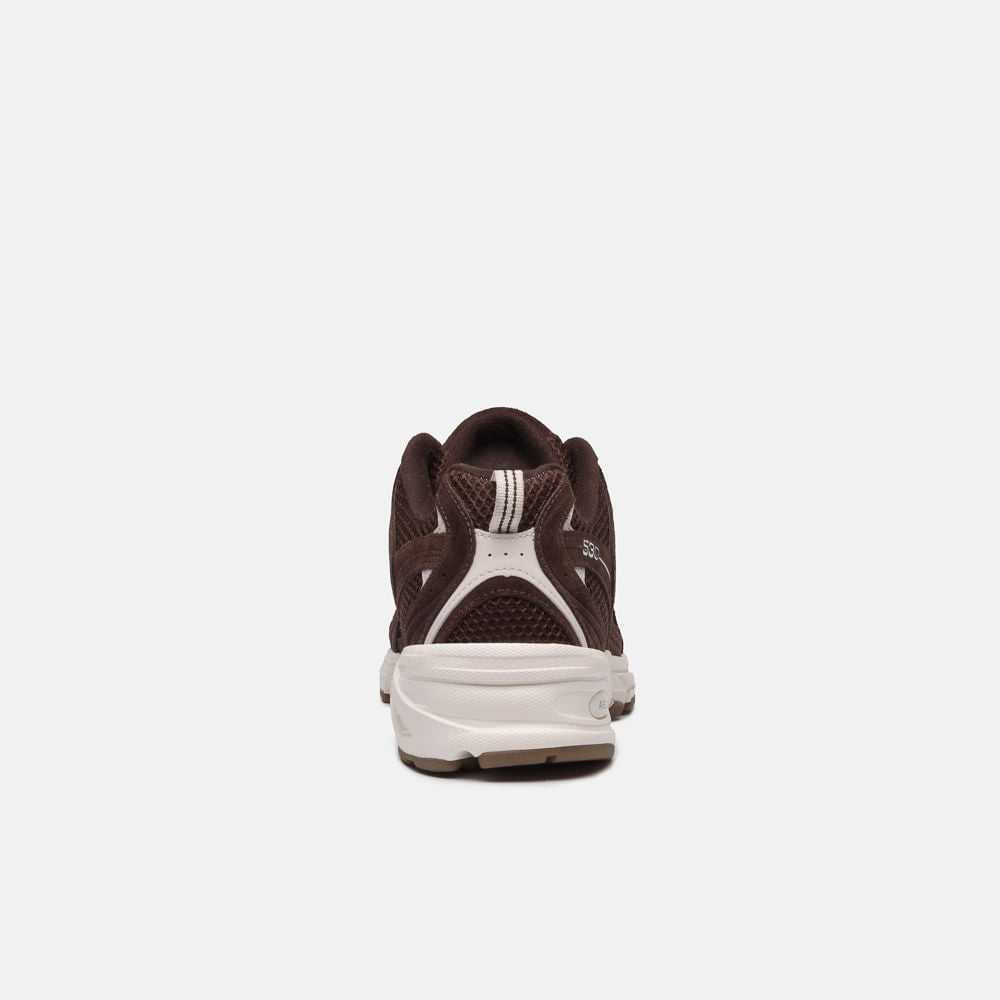 TÊNIS NEW BALANCE 530 MARROM/BEGE CLARO