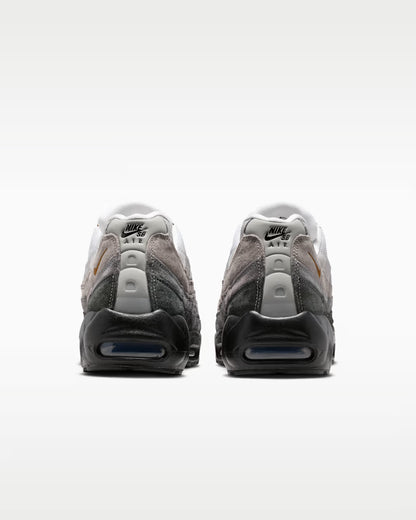 TÊNIS NIKE SB AIR MAX 95 BLACK CACAU