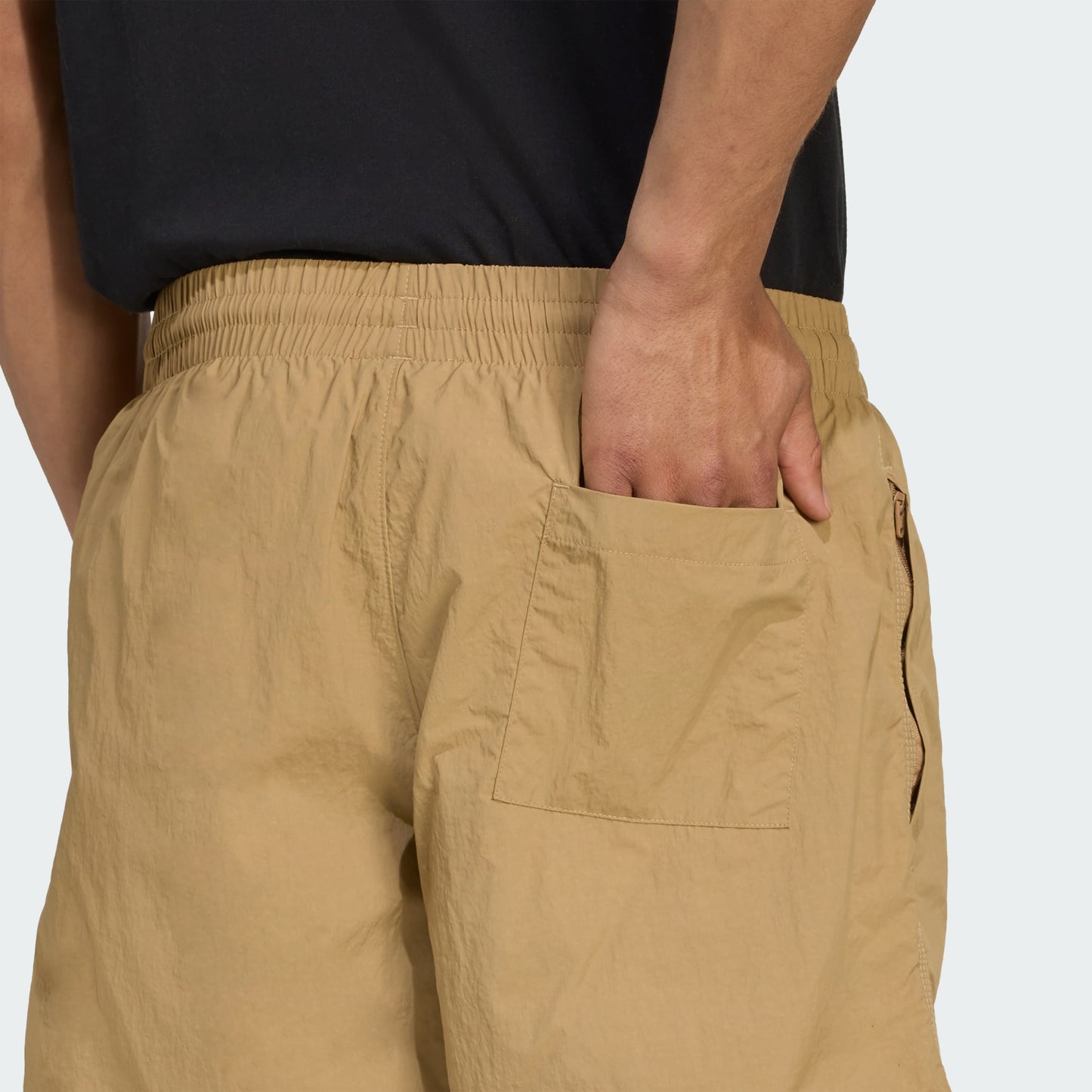 BERMUDA ADIDAS WOVEN ESSENTIALS CARDBOARD