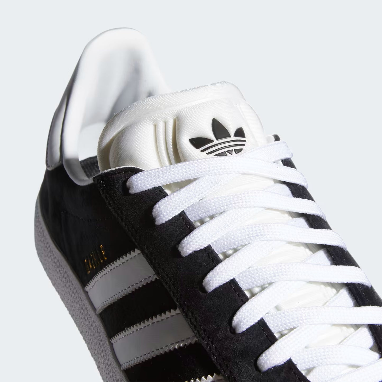 TÊNIS ADIDAS GAZELLE ADV BLACK/WHITE/GOLD