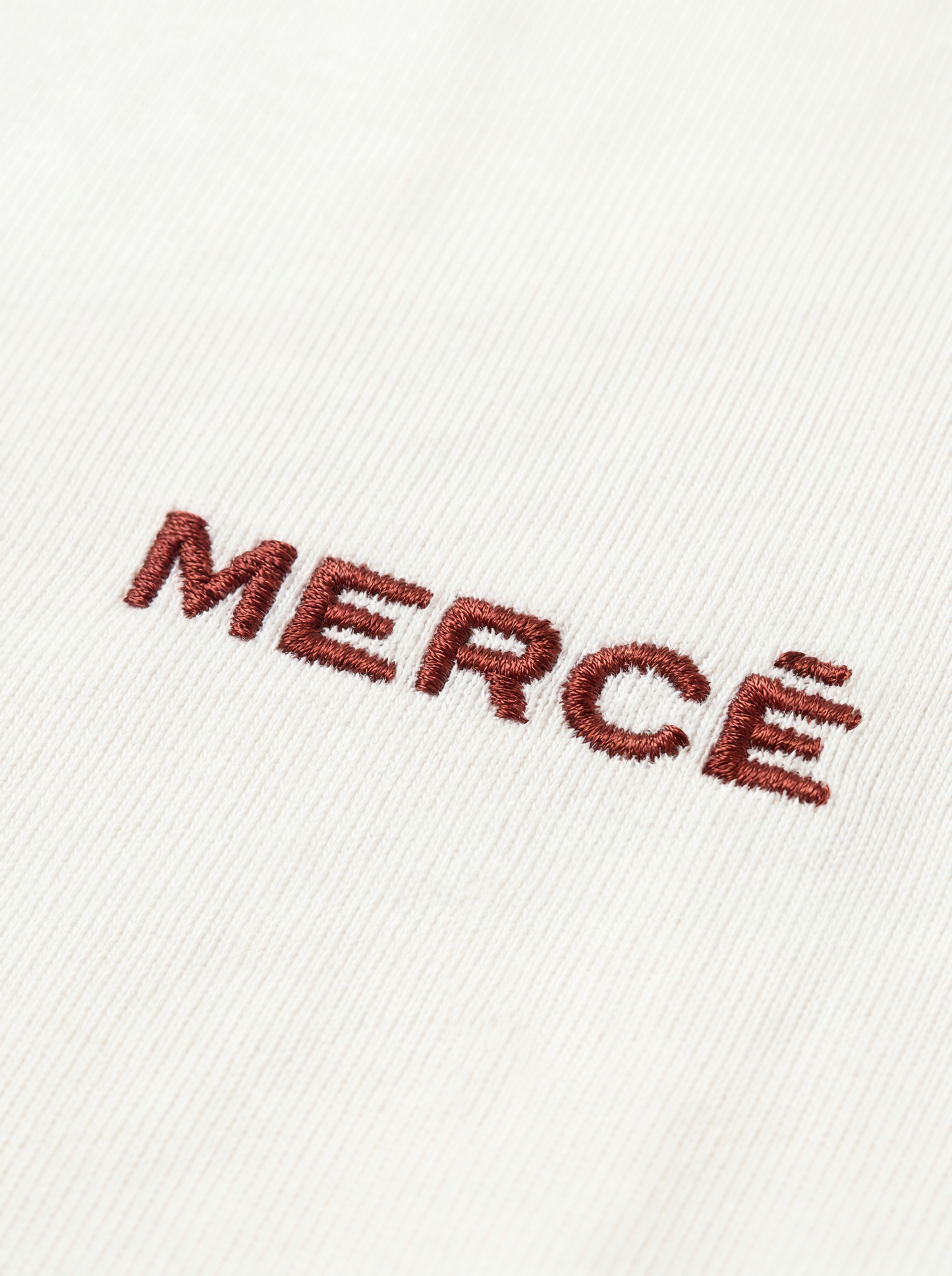 CAMISETA MERCÊ BASIC OFF WHITE