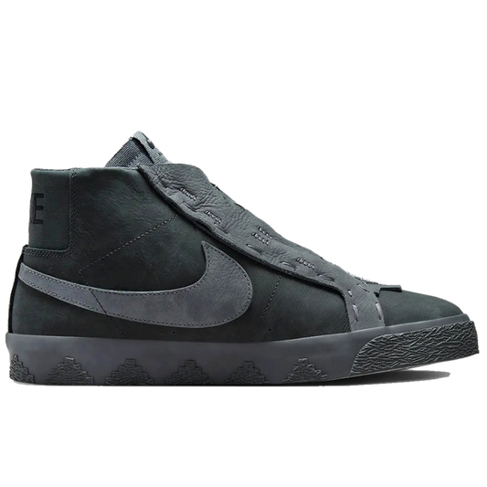 TÊNIS NIKE SB ZOOM BLAZER MID QS GRN DI0RR GREENWOOD