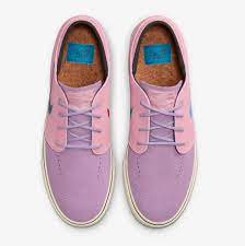 TÊNIS NIKE SB JANOSKI OG+ LILAC/NOISE AQUA