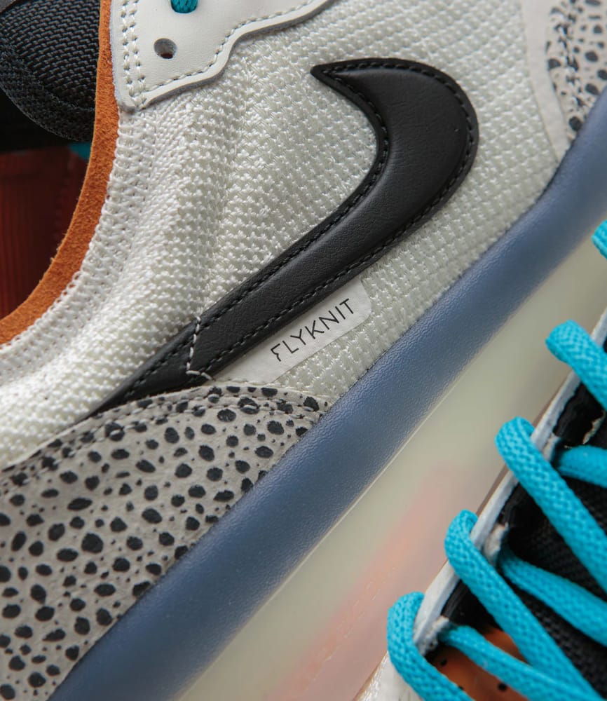 NIKE SB PS8 OLYMPIC PHANTOM AND BLACK